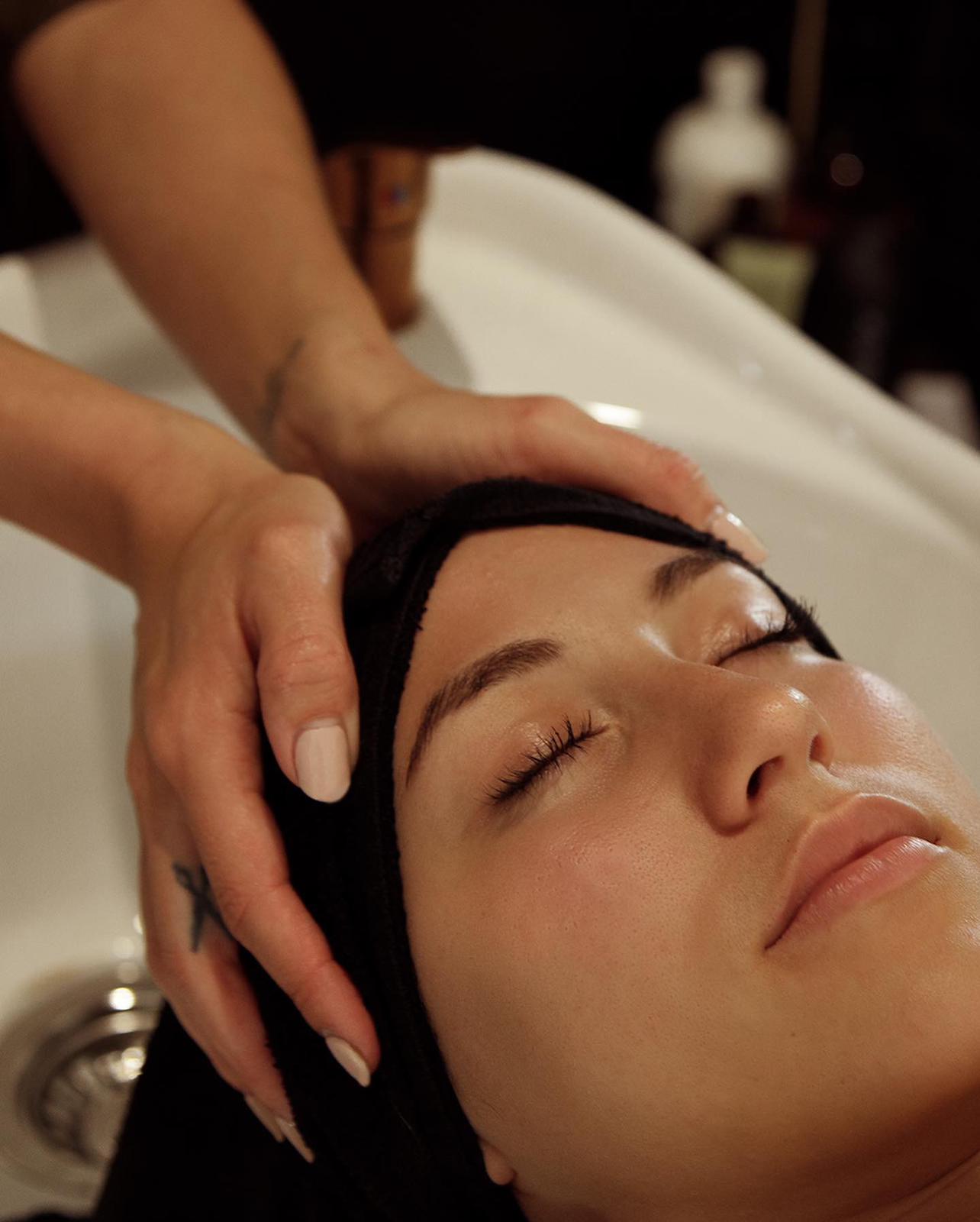 Scalp treatment ritual